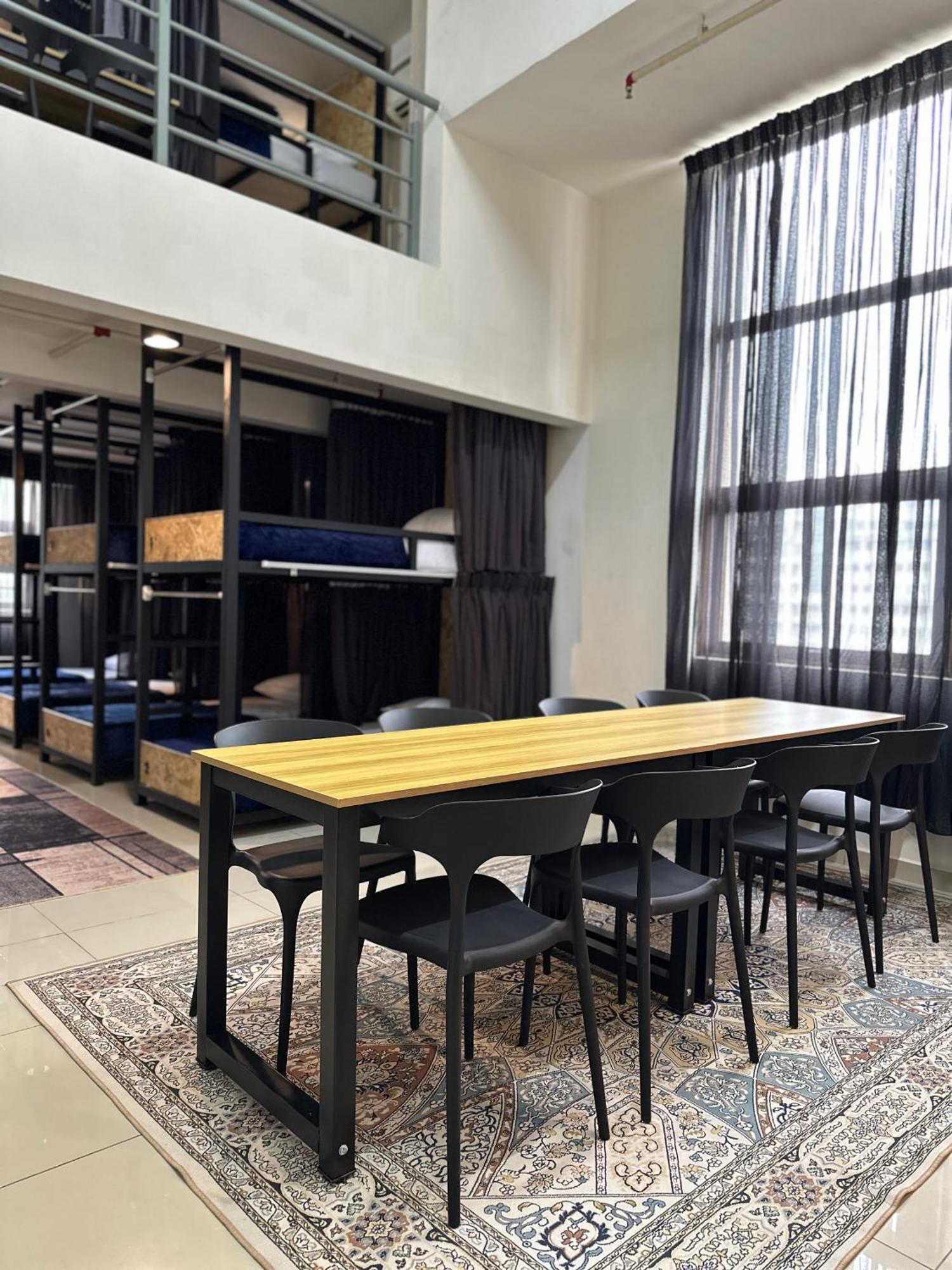 Mix Hostel Kl By Chillout Hostel Petaling Jaya Buitenkant foto