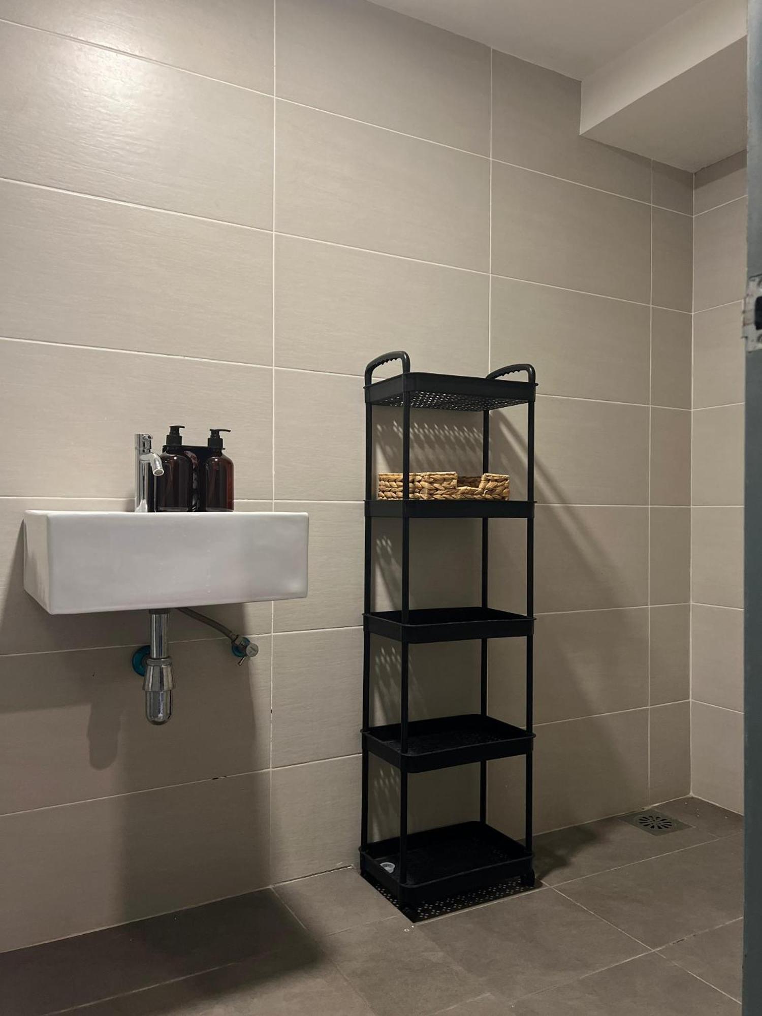 Mix Hostel Kl By Chillout Hostel Petaling Jaya Buitenkant foto